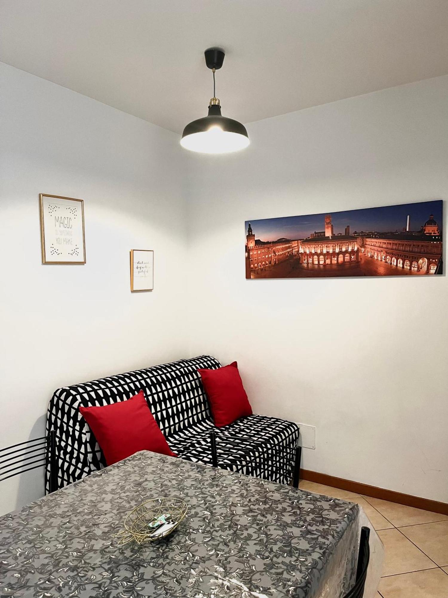 Maison Paradiso Hygge House Apartment Болоня Екстериор снимка